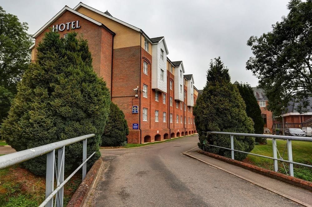 Doubletree By Hilton Reading M4 J10, An Hilton Hotel Wokingham Eksteriør bilde